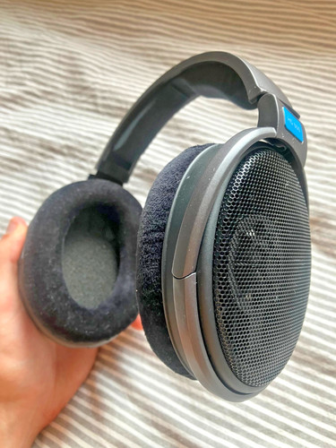 Sennheiser 600 over the - sennheiser, ear