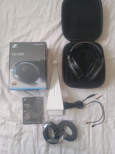 Sennheiser 600 headphones - 600,
